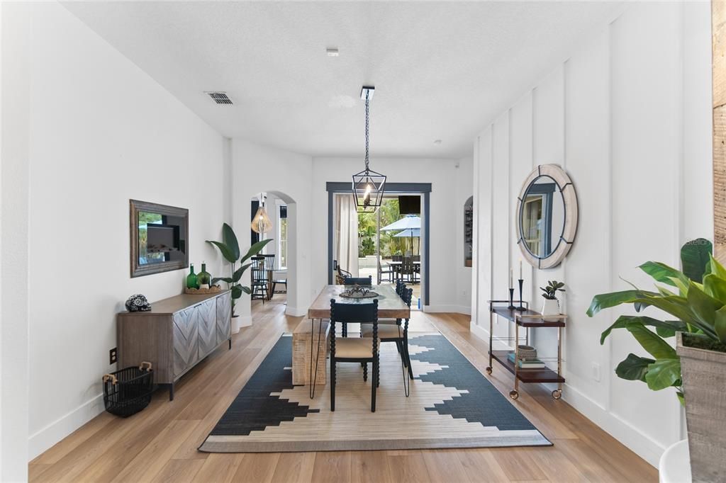 Active With Contract: $850,000 (4 beds, 3 baths, 2413 Square Feet)