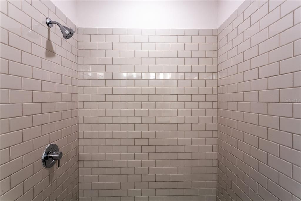 待售: $399,000 (4 贝兹, 2 浴室, 1803 平方英尺)