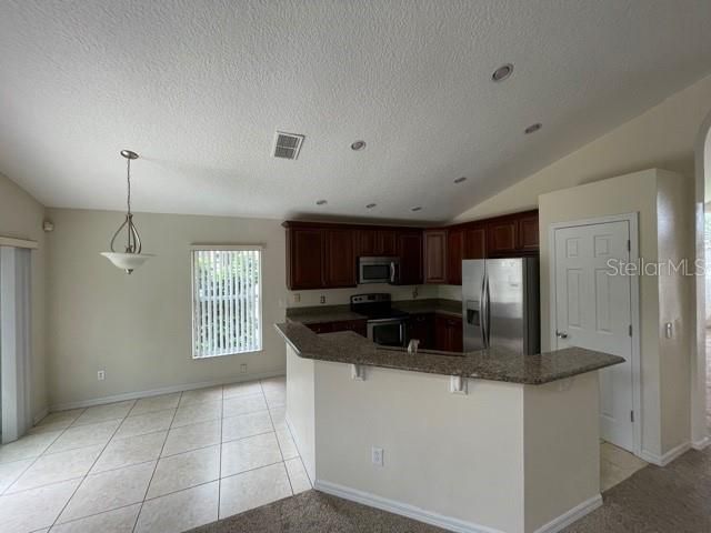 For Rent: $2,895 (3 beds, 2 baths, 2323 Square Feet)