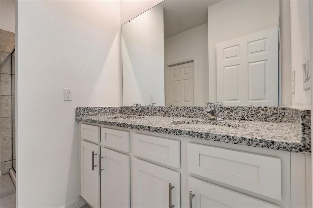 For Sale: $287,990 (3 beds, 2 baths, 1350 Square Feet)
