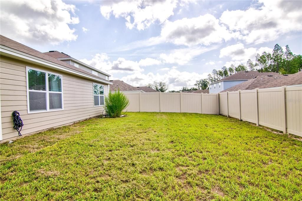 For Sale: $350,000 (4 beds, 2 baths, 1768 Square Feet)