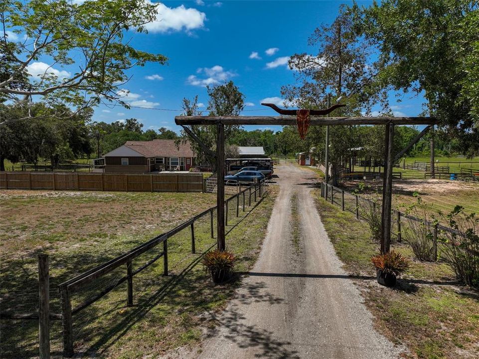 For Sale: $1,200,000 (3 beds, 2 baths, 2036 Square Feet)