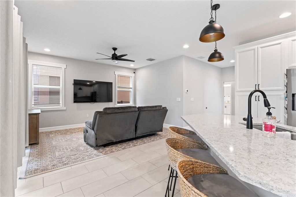 Active With Contract: $465,000 (4 beds, 3 baths, 2532 Square Feet)