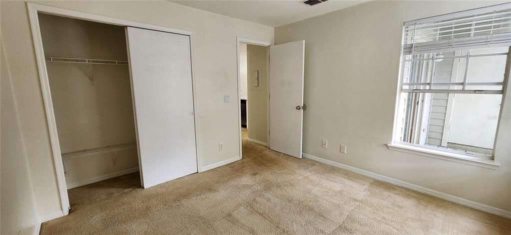 For Rent: $1,375 (1 beds, 1 baths, 566 Square Feet)