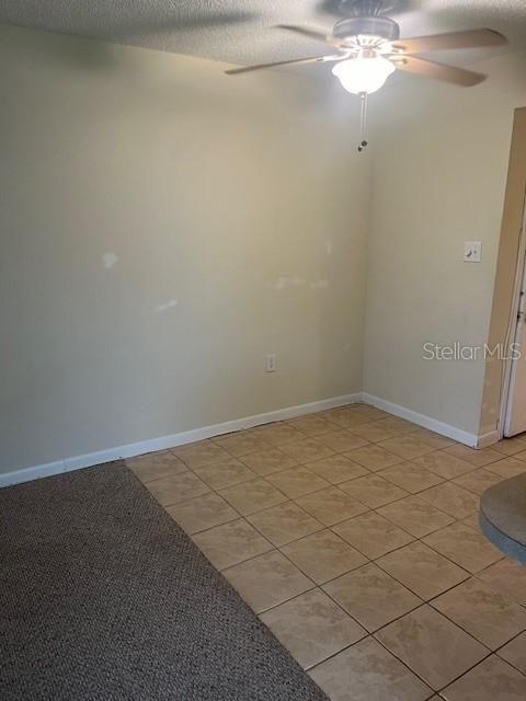 For Rent: $1,400 (1 beds, 1 baths, 747 Square Feet)