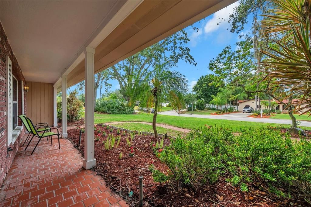 Active With Contract: $730,000 (4 beds, 3 baths, 2545 Square Feet)