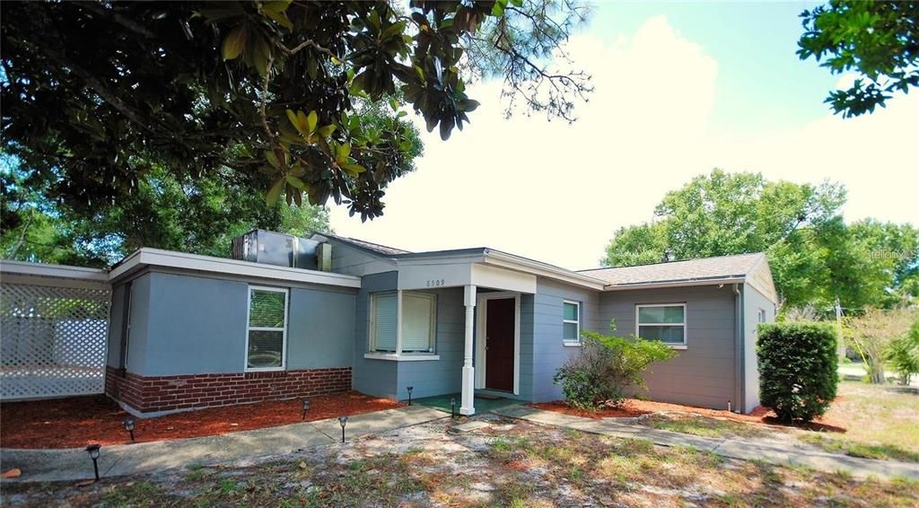 For Rent: $3,875 (3 beds, 2 baths, 1380 Square Feet)