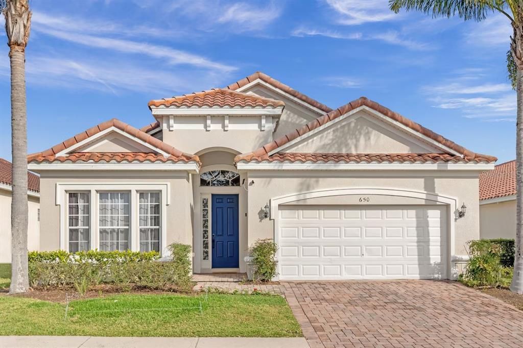 Active With Contract: $539,900 (5 beds, 4 baths, 2200 Square Feet)