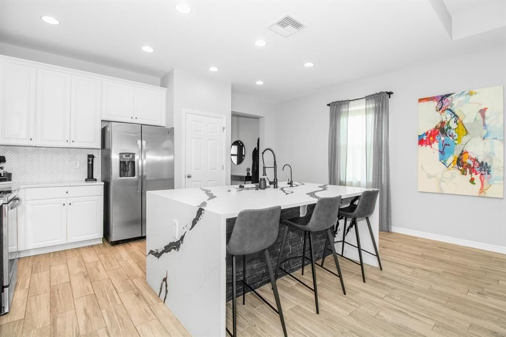 Active With Contract: $449,000 (3 beds, 2 baths, 2116 Square Feet)