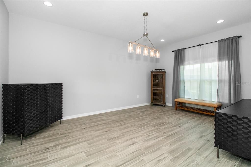 Active With Contract: $449,000 (3 beds, 2 baths, 2116 Square Feet)