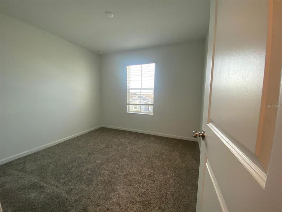 For Rent: $2,300 (4 beds, 2 baths, 1.87 Square Feet)