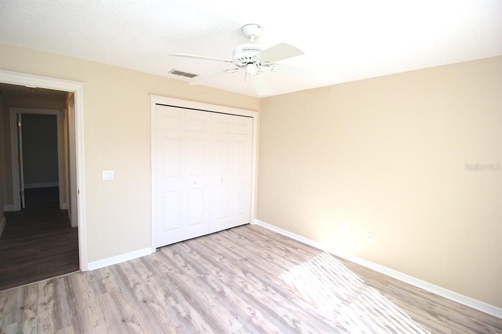 For Rent: $2,945 (3 beds, 2 baths, 1883 Square Feet)