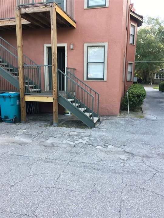 Recently Rented: $1,950 (2 beds, 2 baths, 1020 Square Feet)