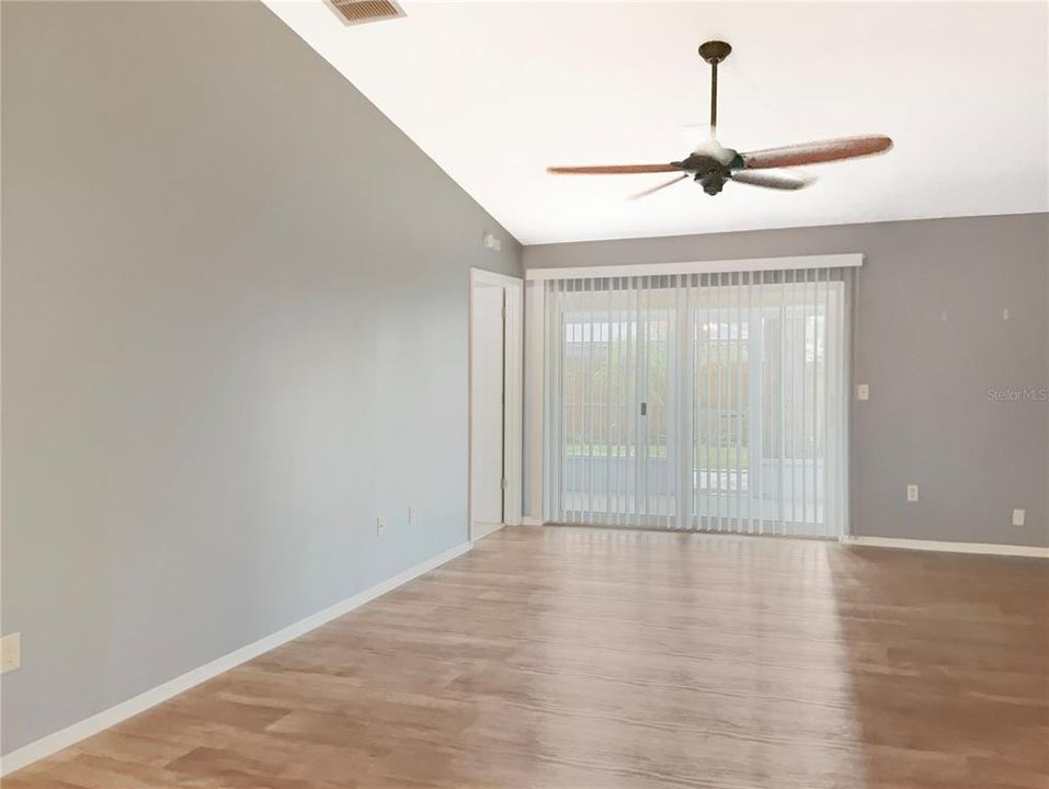 For Sale: $335,000 (3 beds, 2 baths, 1232 Square Feet)