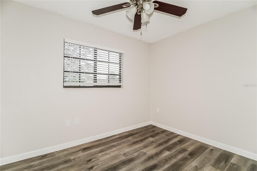 For Rent: $2,195 (3 beds, 1 baths, 1665 Square Feet)