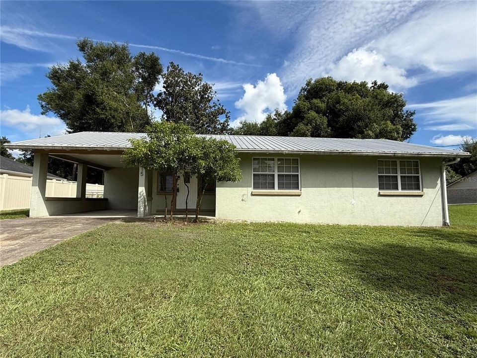 For Sale: $240,000 (3 beds, 1 baths, 1259 Square Feet)