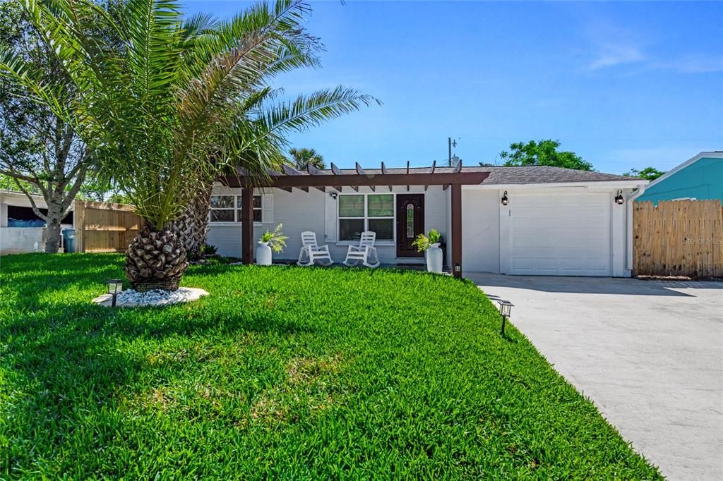 For Sale: $439,000 (3 beds, 2 baths, 1397 Square Feet)