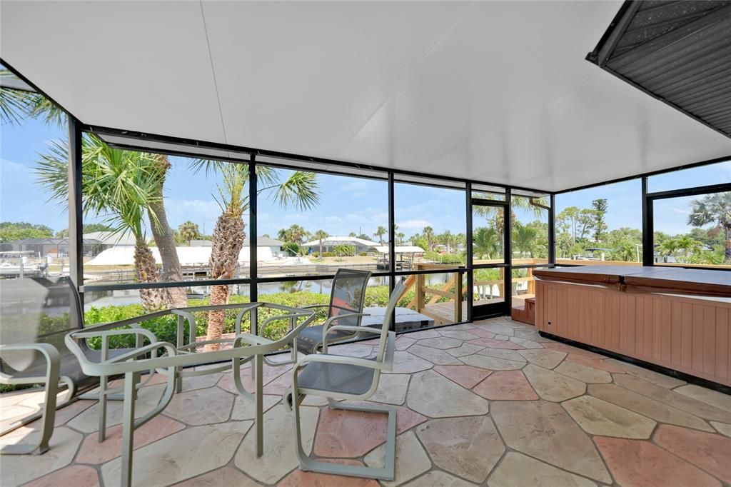 Spa area of enclosed lanai