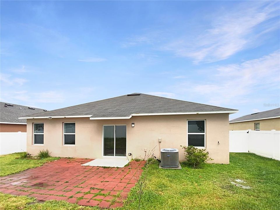 Active With Contract: $285,000 (4 beds, 2 baths, 1541 Square Feet)