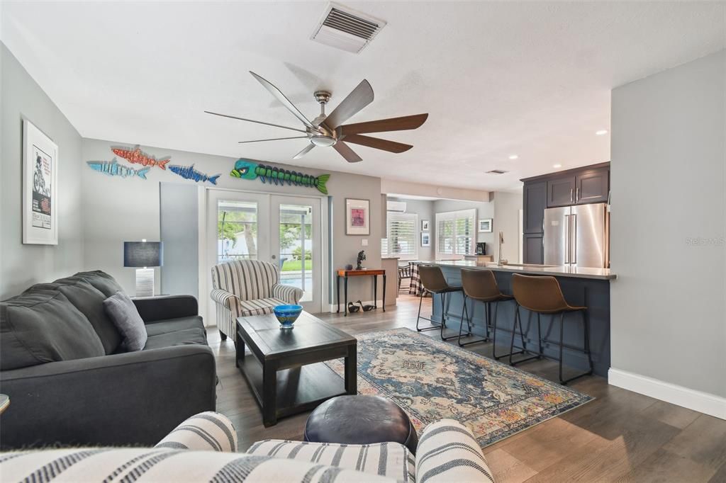 Recently Sold: $675,000 (3 beds, 2 baths, 1861 Square Feet)