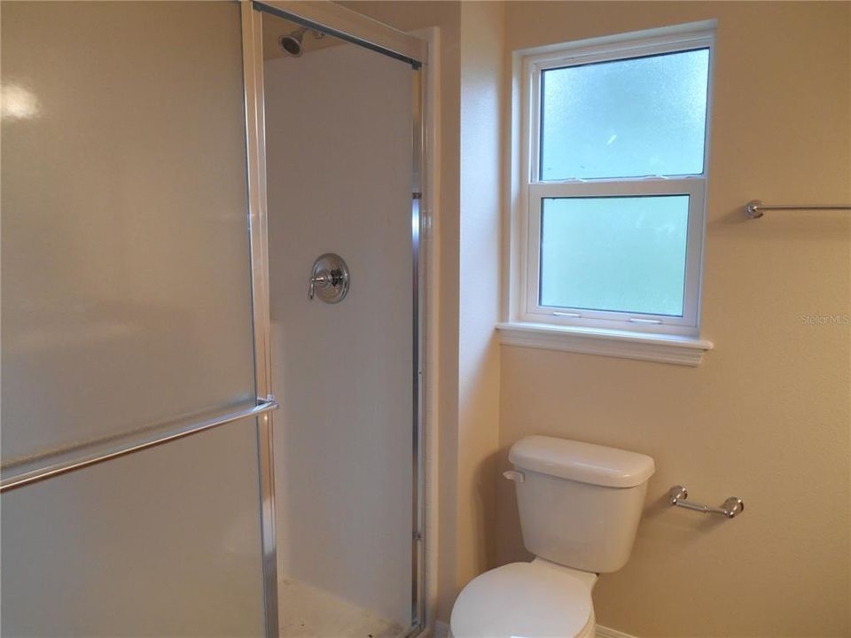 最近租的: $2,100 (3 贝兹, 2 浴室, 1374 平方英尺)