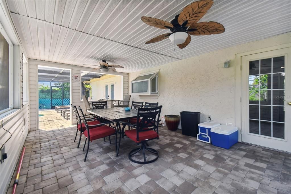 Active With Contract: $449,999 (4 beds, 2 baths, 1958 Square Feet)