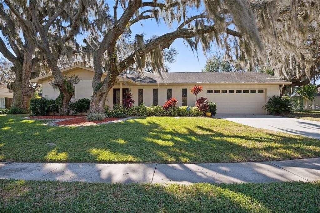 Active With Contract: $449,999 (4 beds, 2 baths, 1958 Square Feet)