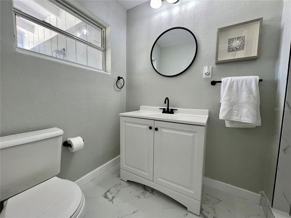 For Sale: $299,300 (3 beds, 2 baths, 1280 Square Feet)