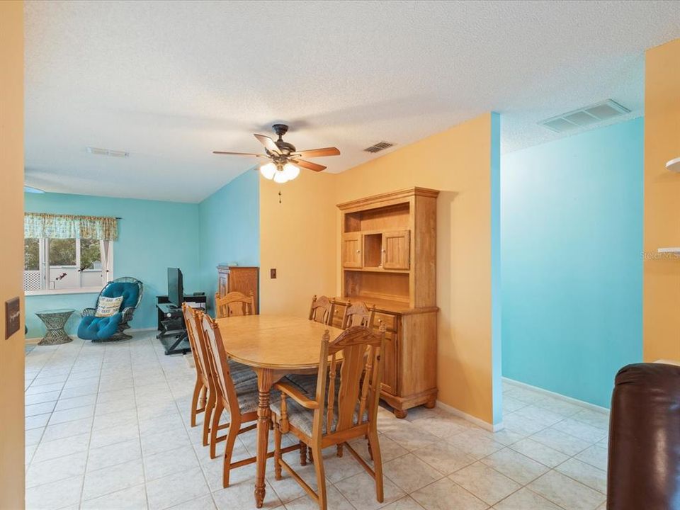 For Sale: $349,999 (3 beds, 2 baths, 1760 Square Feet)