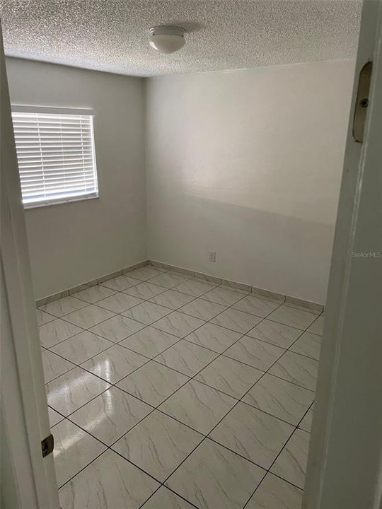 For Rent: $1,425 (2 beds, 1 baths, 784 Square Feet)