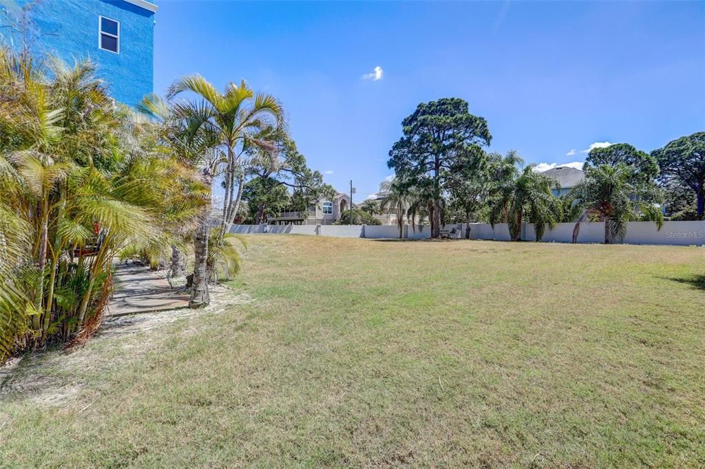 En Venta: $1,248,900 (3 camas, 2 baños, 1938 Pies cuadrados)