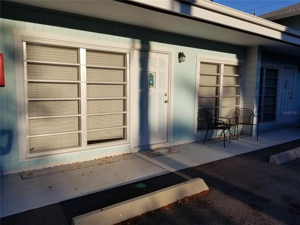 Recently Rented: $1,200 (0 beds, 1 baths, 400 Square Feet)