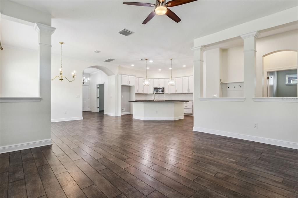 Active With Contract: $3,250 (4 beds, 3 baths, 2838 Square Feet)