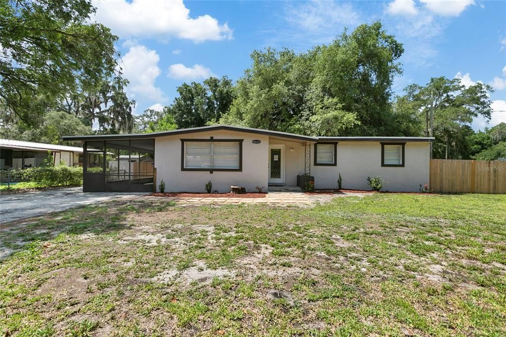 Active With Contract: $349,900 (4 beds, 2 baths, 1583 Square Feet)