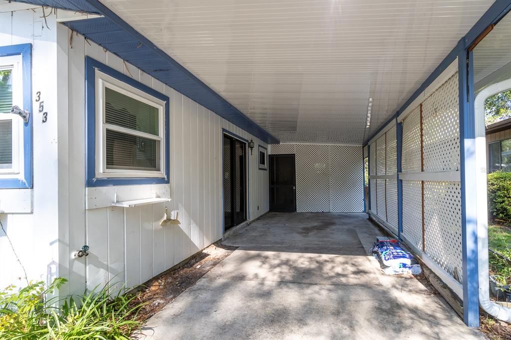 Huge carport with new roof.