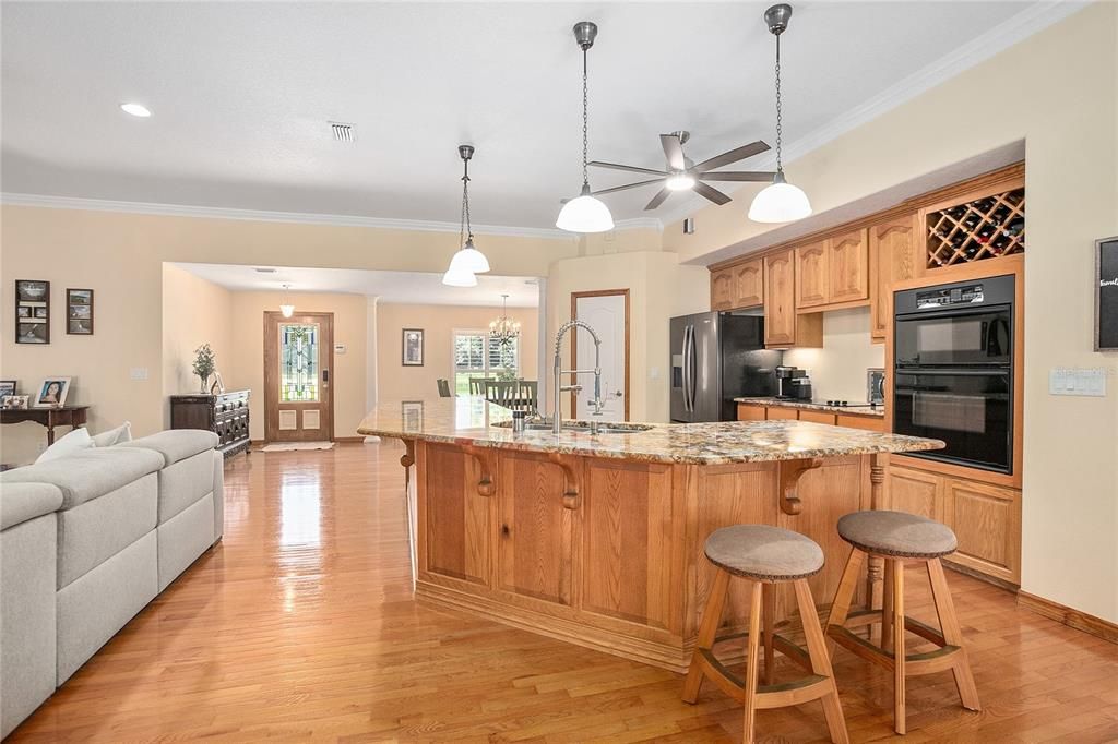 Kitchen with Breakfast Bar