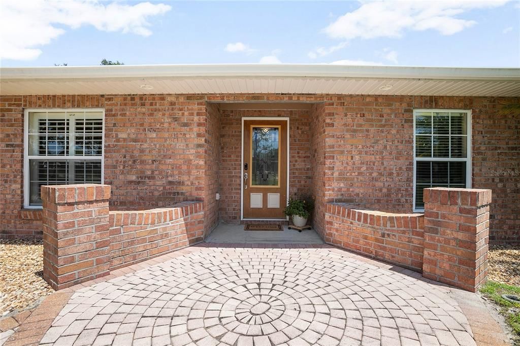Active With Contract: $719,900 (4 beds, 2 baths, 2742 Square Feet)