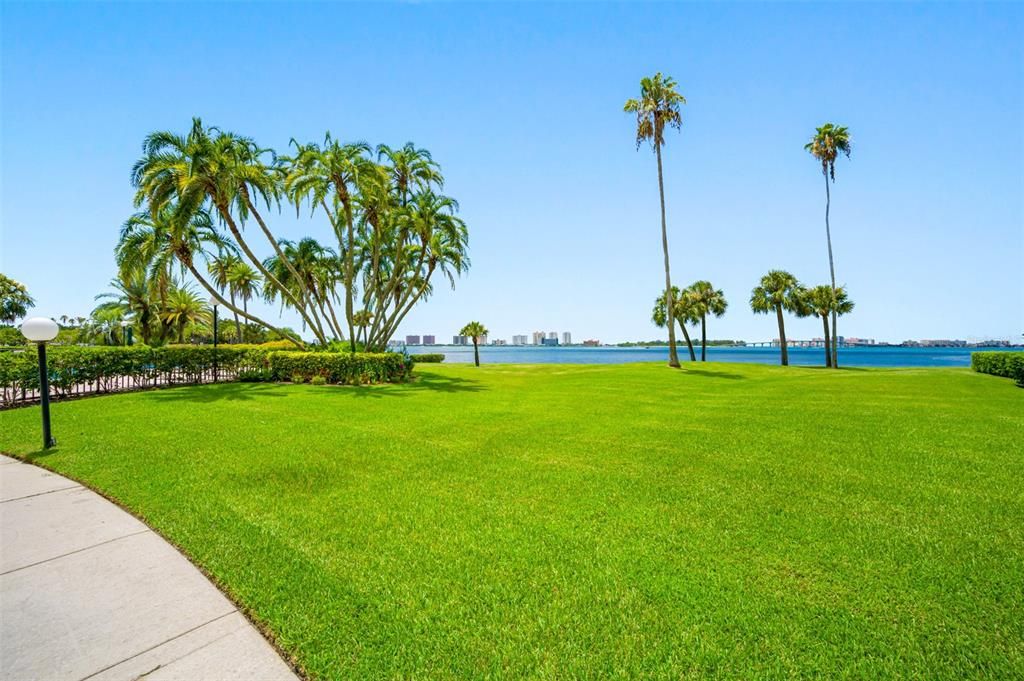 Meticulous Grounds on Bayshore 1 overlooking Intracoastal and Sand Key bridge