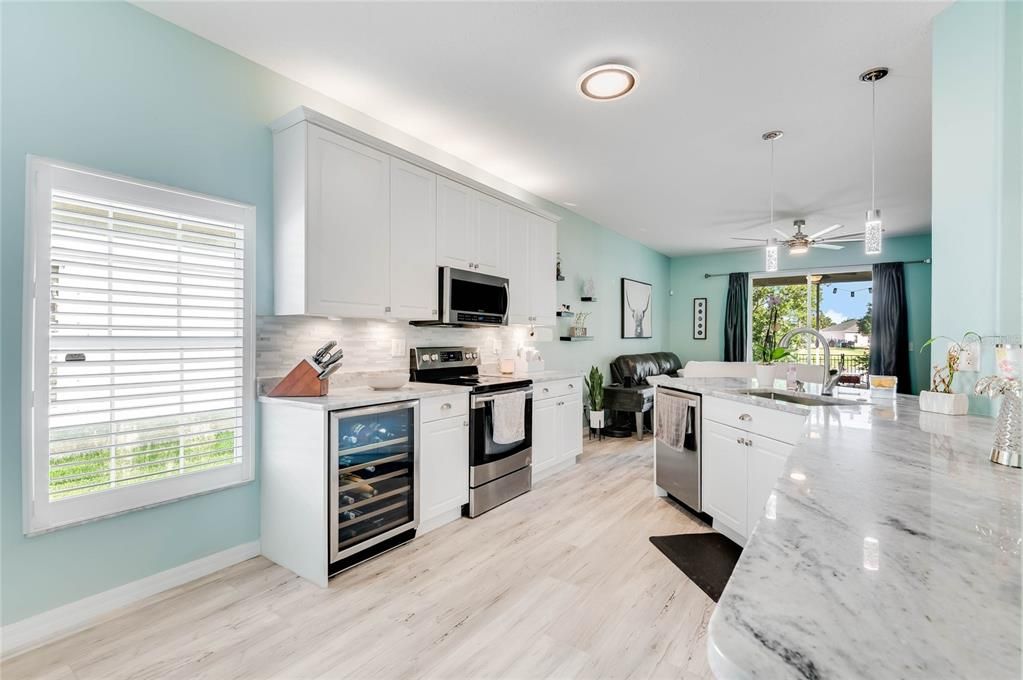 For Sale: $524,900 (4 beds, 2 baths, 1911 Square Feet)
