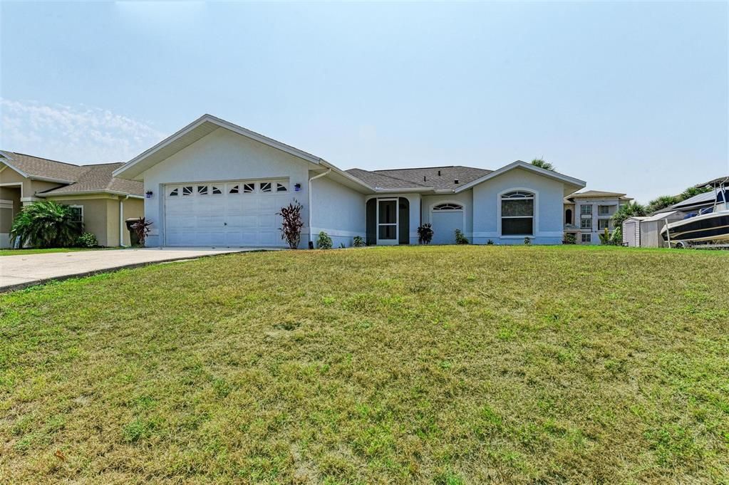 For Sale: $309,900 (3 beds, 2 baths, 1326 Square Feet)