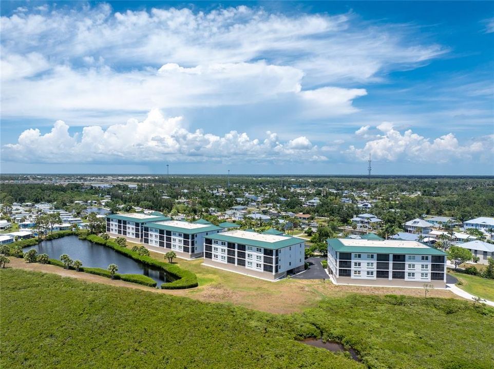 For Sale: $825,000 (3 beds, 2 baths, 2028 Square Feet)