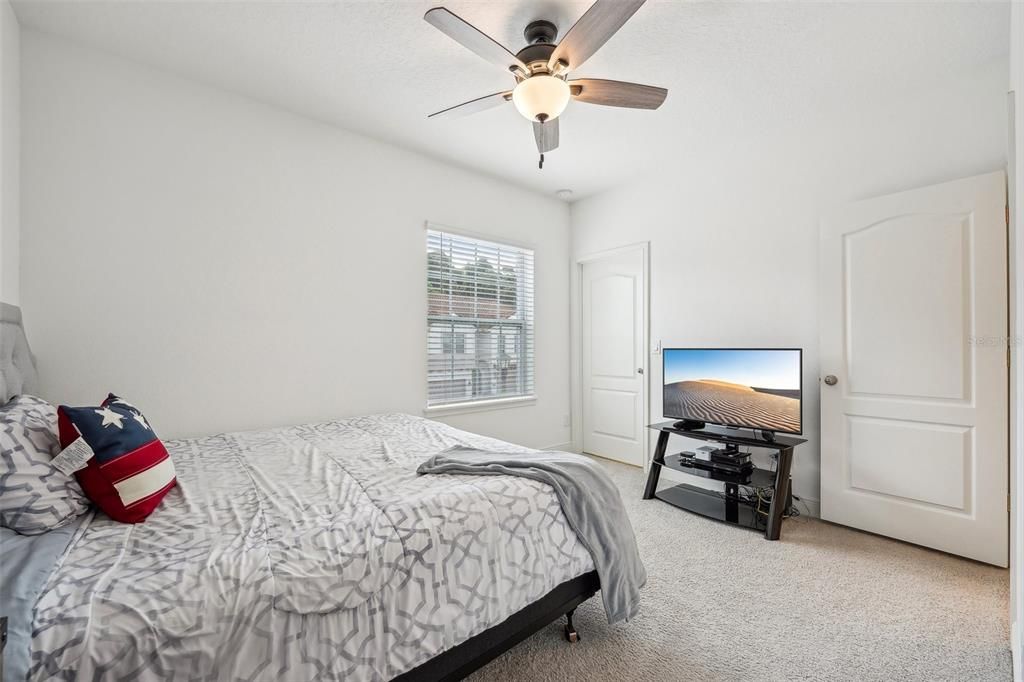 2nd bedroom with walk in closet