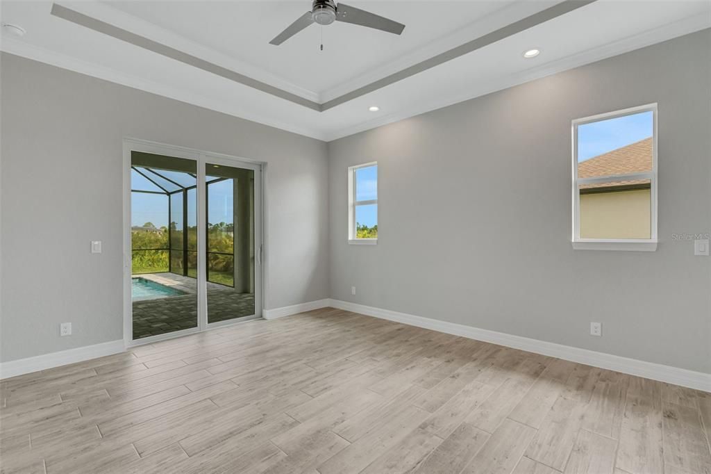 Active With Contract: $594,000 (3 beds, 2 baths, 2085 Square Feet)