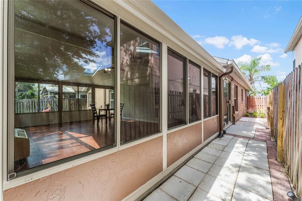 Active With Contract: $469,900 (4 beds, 2 baths, 2132 Square Feet)