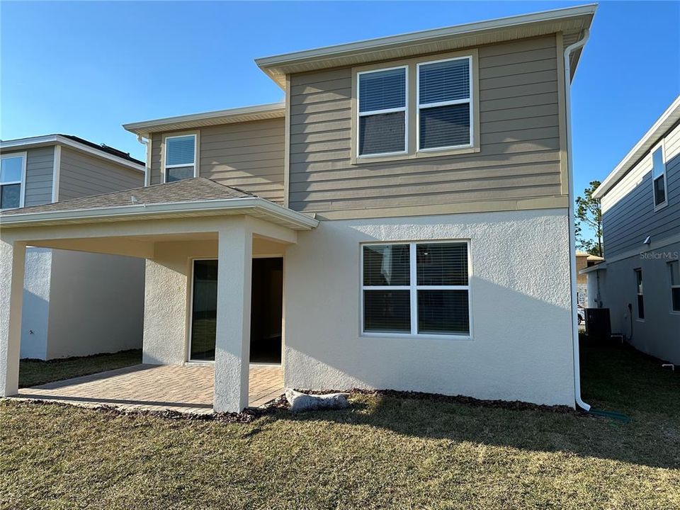 Active With Contract: $2,900 (5 beds, 3 baths, 2615 Square Feet)