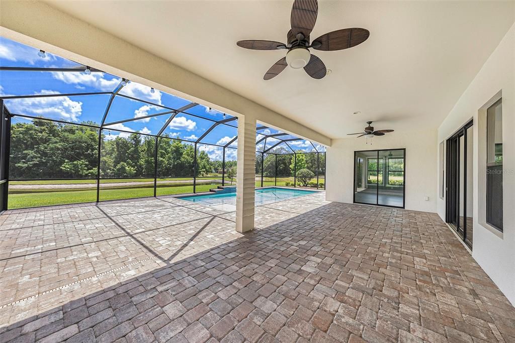 Active With Contract: $1,148,000 (5 beds, 4 baths, 4234 Square Feet)