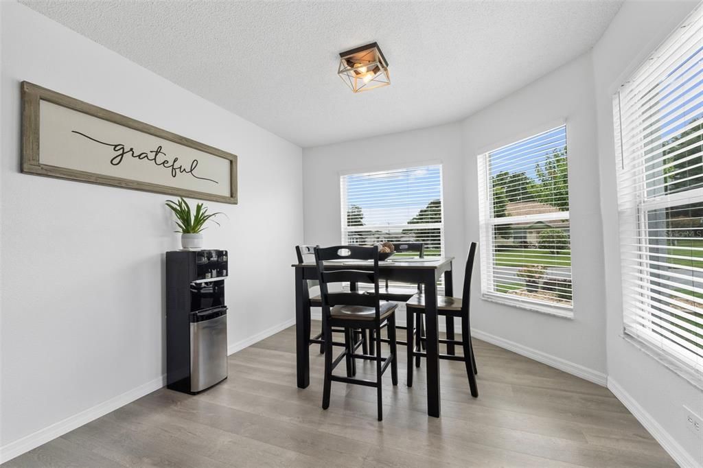 Active With Contract: $309,900 (2 beds, 2 baths, 1183 Square Feet)