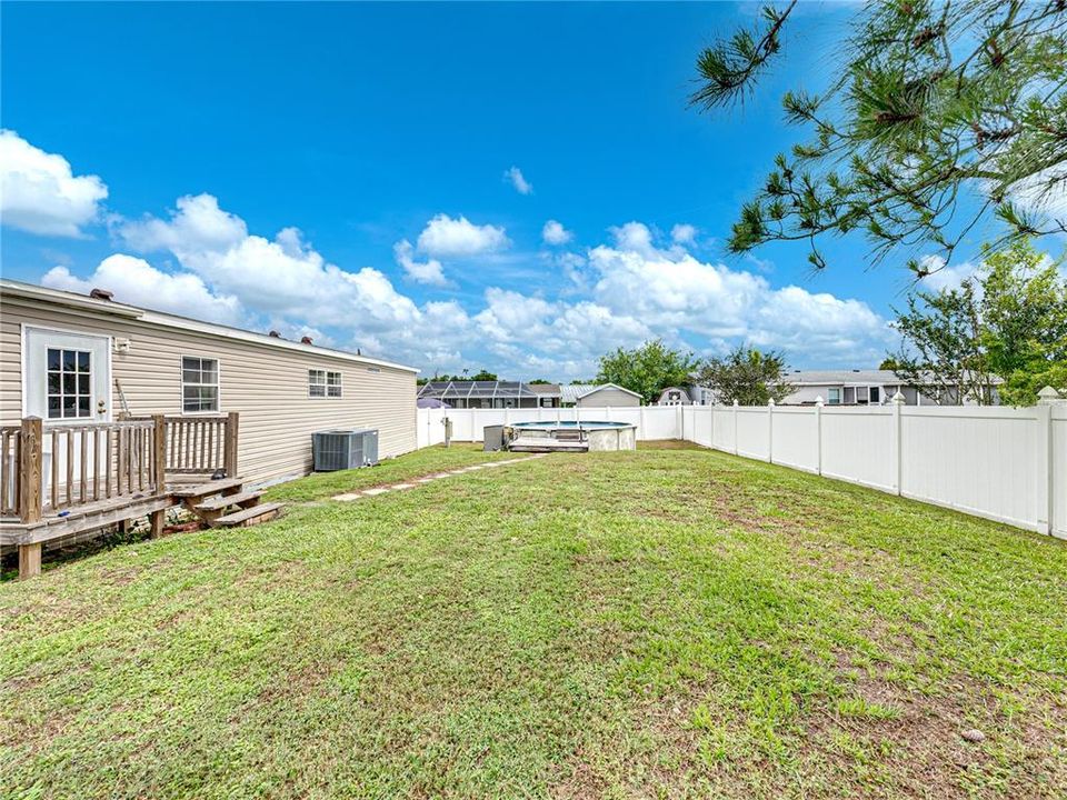 Active With Contract: $260,000 (3 beds, 2 baths, 1920 Square Feet)