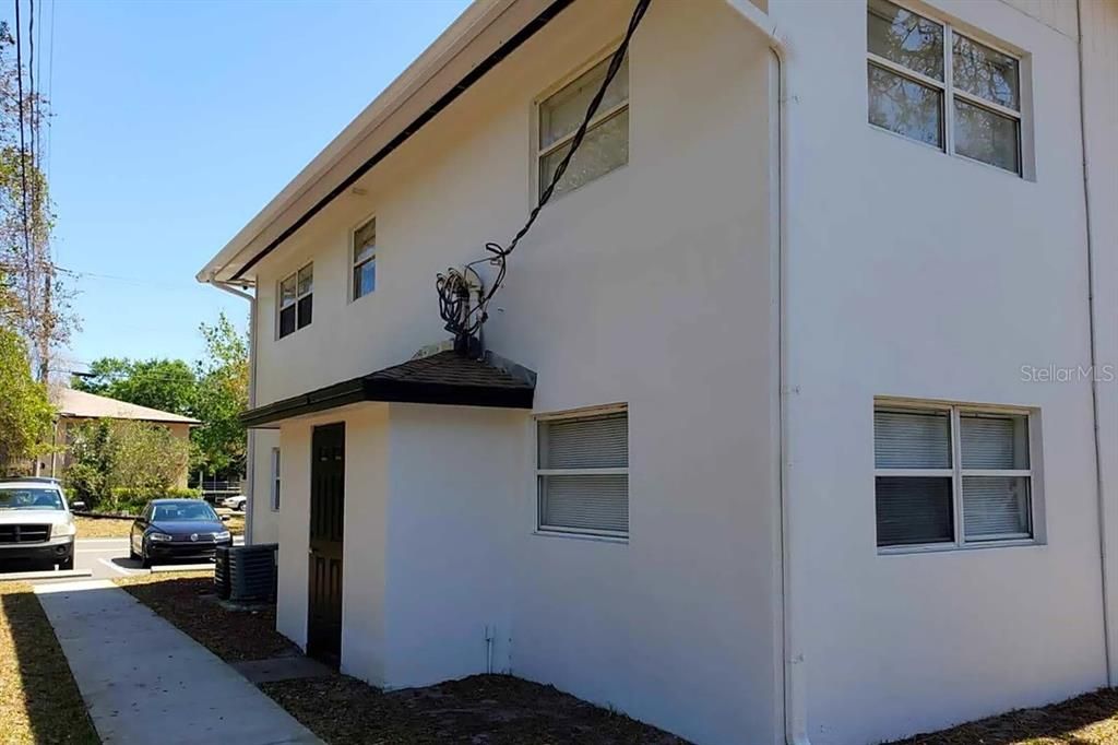 Recently Rented: $1,145 (1 beds, 1 baths, 590 Square Feet)
