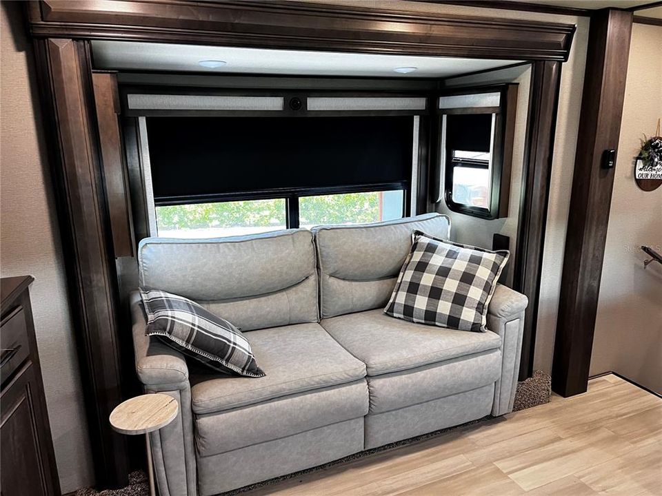 2021 Grand Design Solitude only $75,000 extra